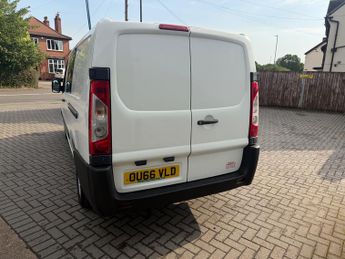 Peugeot Expert HDI 1200 L2H1 CRC