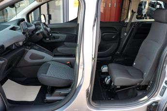 Peugeot Rifter BLUEHDI GT LWB, Disabled, Automatic, Wheelchair Accessible vehic