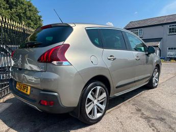 Peugeot 3008 1.6 e-HDi Allure SUV 5dr Diesel EGC Euro 5 (s/s) (115 ps)
