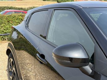 Nissan Juke 1.0 DIG-T N-Connecta SUV 5dr Petrol DCT Auto Euro 6 (s/s) (114 p