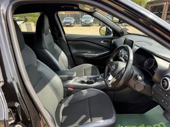 Nissan Juke 1.0 DIG-T N-Connecta SUV 5dr Petrol DCT Auto Euro 6 (s/s) (114 p