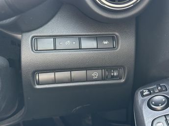Nissan Juke 1.0 DIG-T N-Connecta SUV 5dr Petrol DCT Auto Euro 6 (s/s) (114 p