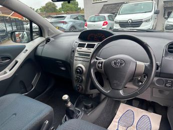 Toyota Yaris 1.0 VVT-i TR Hatchback 3dr Petrol Manual Euro 4 (69 ps)