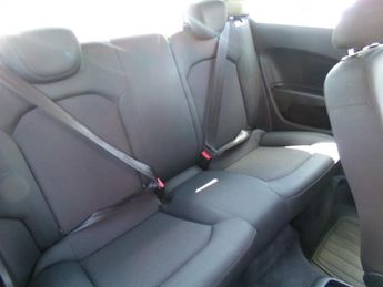 Audi A1 1.6 TDI SE Hatchback 3dr Diesel Manual Euro 5 (s/s) (105 ps)