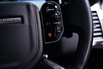 Land Rover Range Rover 2.0 P400e 13.1kWh Vogue SUV 5dr Petrol Plug-in Hybrid Auto 4WD E