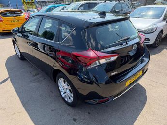 Toyota Auris VVT-I ICON