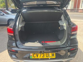 MG MG ZS EXCLUSIVE T-GDI