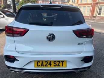 MG MG ZS EXCLUSIVE T-GDI
