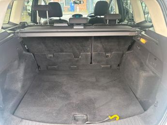 Ford Kuga 2.0 TDCi Zetec SUV 5dr Diesel Manual 2WD Euro 5 (140 ps)
