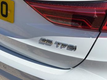 Audi Q3 1.5 TFSI CoD 35 Sport SUV 5dr Petrol Manual Euro 6 (s/s) (150 ps