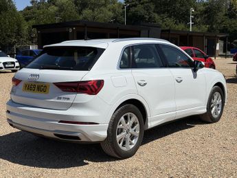 Audi Q3 1.5 TFSI CoD 35 Sport SUV 5dr Petrol Manual Euro 6 (s/s) (150 ps