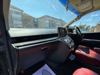Nissan Elgrand NISSAN ELGRAND 3.5L AUTO 8 SEAT PETROL 08-57 ULEZ 4WD , VERIFIED