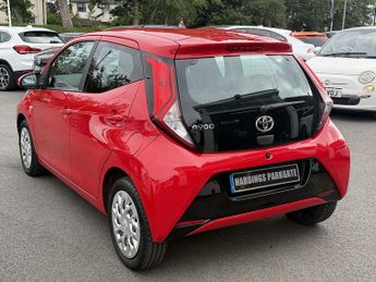 Toyota Aygo VVT-I X-PLAY X-SHIFT