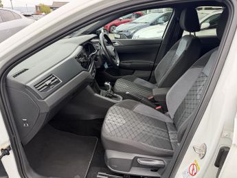 Volkswagen Taigo R-LINE TSI DSG