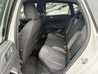 Volkswagen Taigo R-LINE TSI DSG
