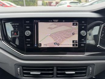 Volkswagen Taigo R-LINE TSI DSG