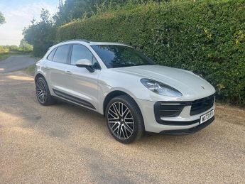 Porsche Macan PDK CHRONO 1 OWNER VAT QUALIFYING