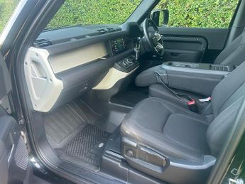 Land Rover Defender 90 HARD TOP AIR SUSPENSION 3SEAT TOW BAR