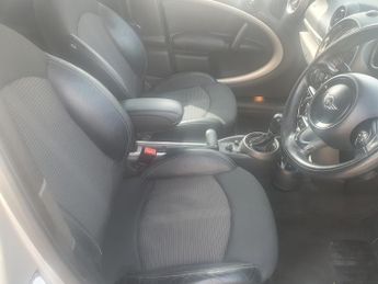 MINI Countryman 2.0 Cooper D SUV 5dr Diesel Auto ALL4 Euro 5 (112 ps)