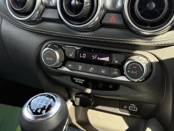 Nissan Juke 1.0 DIG-T Tekna SUV 5dr Petrol Manual Euro 6 (s/s) (114 ps)