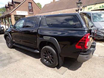 Toyota Hilux 2.8 D-4D-h Invincible X Pickup 4dr Diesel Hybrid Auto-Hard top
