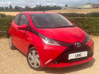 Toyota AYGO 1.0 VVT-i x-play Hatchback 5dr Petrol Manual Euro 6 (68 ps)