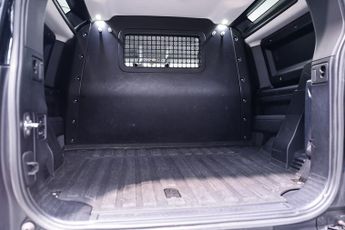 Land Rover Defender 90 3.0 D200 MHEV Hard Top SUV 3dr Diesel Auto 4WD SWB Euro 6 (s/s) 