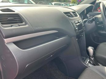 Suzuki Swift 1.2 SZ4 Hatchback 5dr Petrol Auto Euro 5 (94 ps)