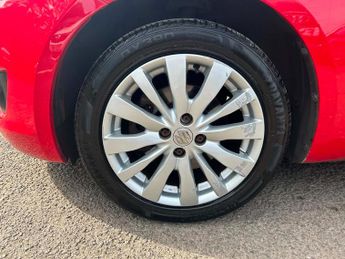Suzuki Swift 1.2 SZ4 Hatchback 5dr Petrol Auto Euro 5 (94 ps)