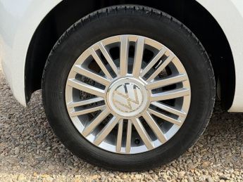 Volkswagen Up 1.0 Hatchback 3dr Petrol Manual Euro 6 (s/s) (65 ps)
