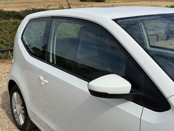 Volkswagen Up 1.0 Hatchback 3dr Petrol Manual Euro 6 (s/s) (65 ps)