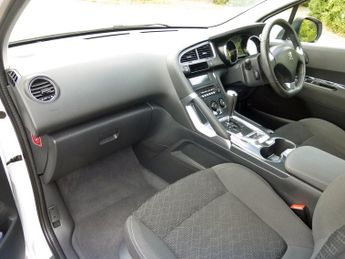 Peugeot 3008 ACTIVE AUTOMATIC