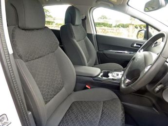 Peugeot 3008 ACTIVE AUTOMATIC
