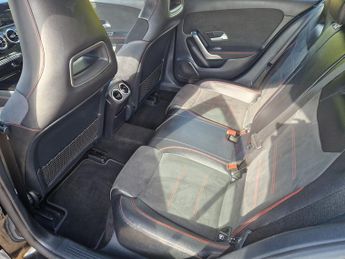 Mercedes AMG A 180 D  LINE