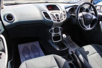 Ford Fiesta 1.25 Zetec Hatchback 5dr Petrol Manual (129 g/km, 81 bhp)