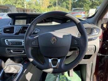 Renault Scenic 1.2 TCe Dynamique Nav MPV 5dr Petrol Manual Euro 6 (s/s) (115 ps