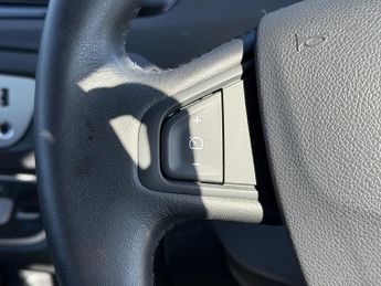 Renault Scenic 1.2 TCe Dynamique Nav MPV 5dr Petrol Manual Euro 6 (s/s) (115 ps