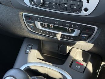 Renault Scenic 1.2 TCe Dynamique Nav MPV 5dr Petrol Manual Euro 6 (s/s) (115 ps