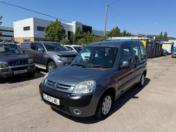 Peugeot Partner COMBI TOTEM