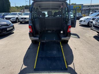 Peugeot Partner COMBI TOTEM
