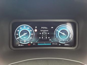 Hyundai Kona PREMIUM