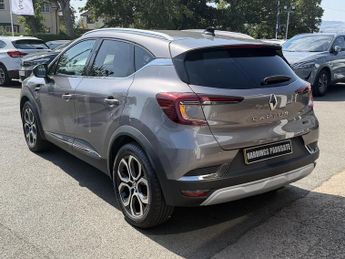 Renault Captur TECHNO E-TECH