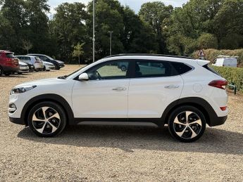 Hyundai Tucson 1.7 CRDi Blue Drive Premium SE SUV 5dr Diesel DCT Euro 6 (s/s) (