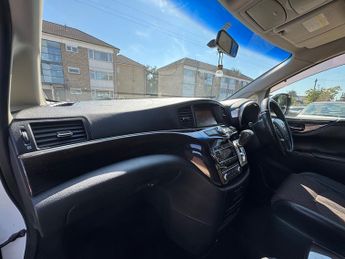 Nissan Elgrand NISSAN ELGRAND HIGHWAY STAR 2.5 AUTO PETROL 61-11 ULEZ 7 SEATER 