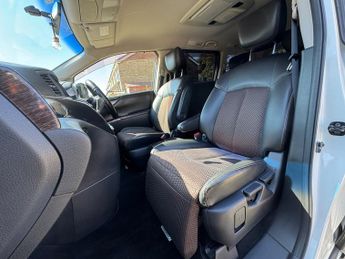 Nissan Elgrand NISSAN ELGRAND HIGHWAY STAR 2.5 AUTO PETROL 61-11 ULEZ 7 SEATER 