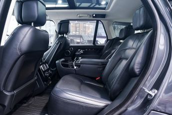 Land Rover Range Rover 2.0 P400e 13.1kWh Autobiography SUV 5dr Petrol Plug-in Hybrid Au