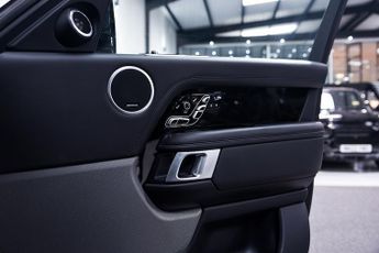 Land Rover Range Rover 2.0 P400e 13.1kWh Autobiography SUV 5dr Petrol Plug-in Hybrid Au