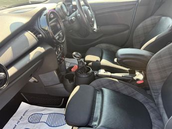 MINI Hatch 1.5 Cooper D Auto Euro 6 (s/s) 5dr