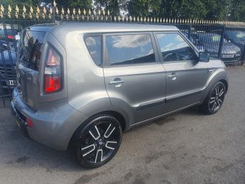 Kia Soul 1.6 CRDi Tempest SUV 5dr Diesel Manual Euro 4 (126 bhp)
