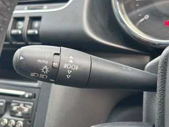Peugeot 3008 2.0 HDi Allure SUV 5dr Diesel Auto Euro 5 (163 ps)